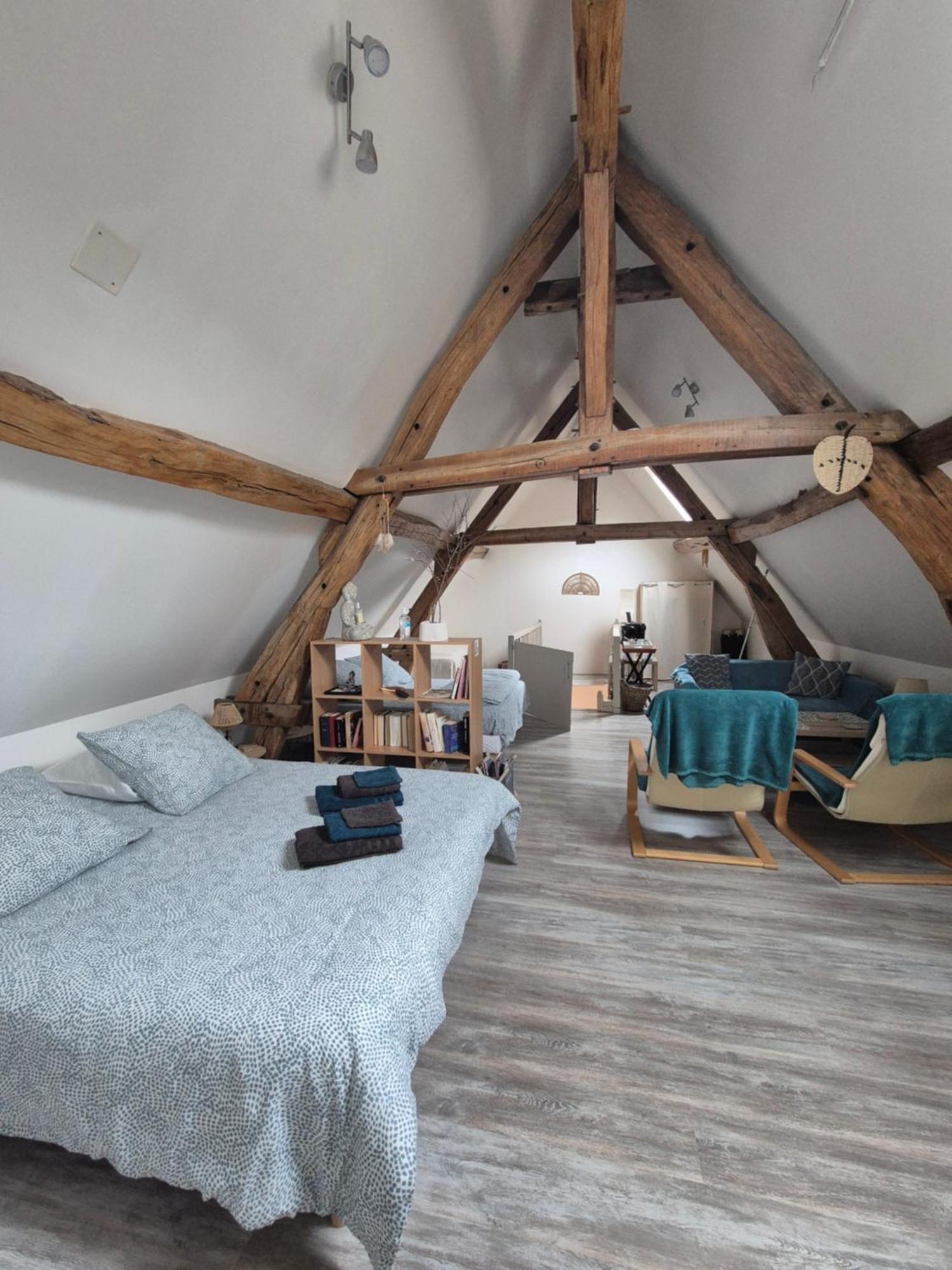 Отель L'Eden Cache Beaune-la-Rolande Экстерьер фото